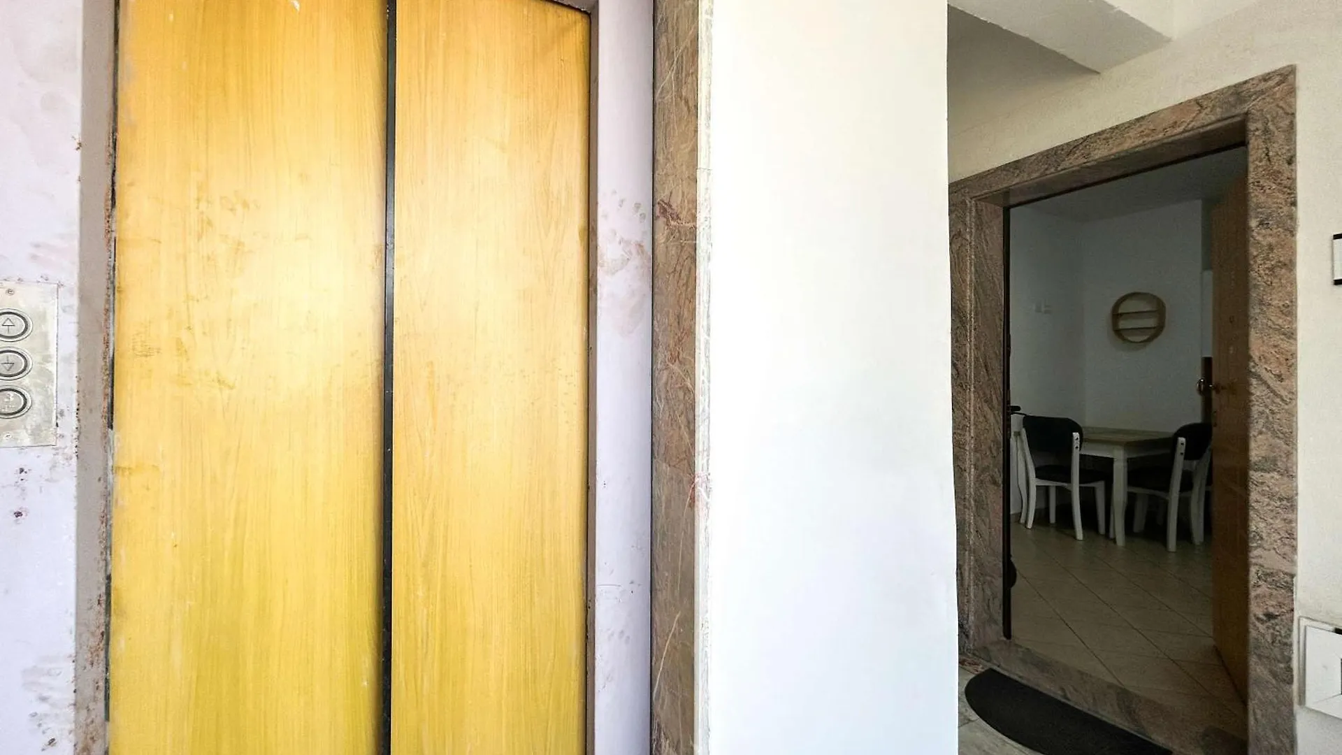 Royal 520 Apartment Durres 0*,  Albania