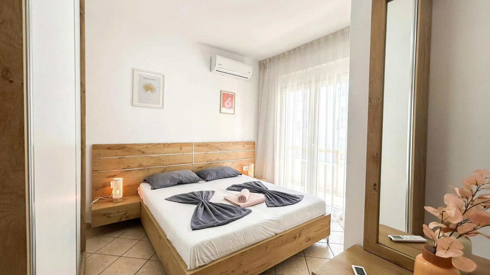 Royal 520 Apartment Durres