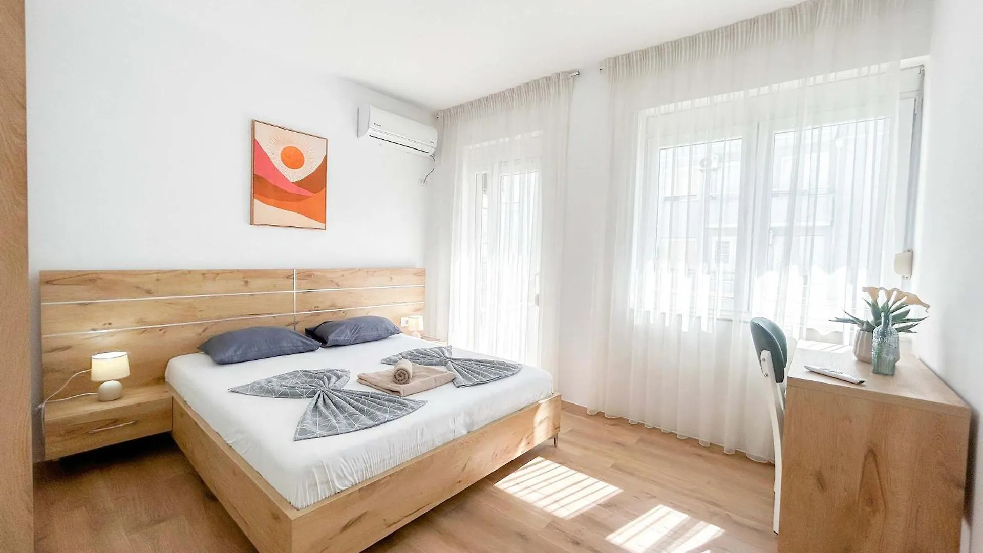 Royal 520 Apartment Durres 0*,